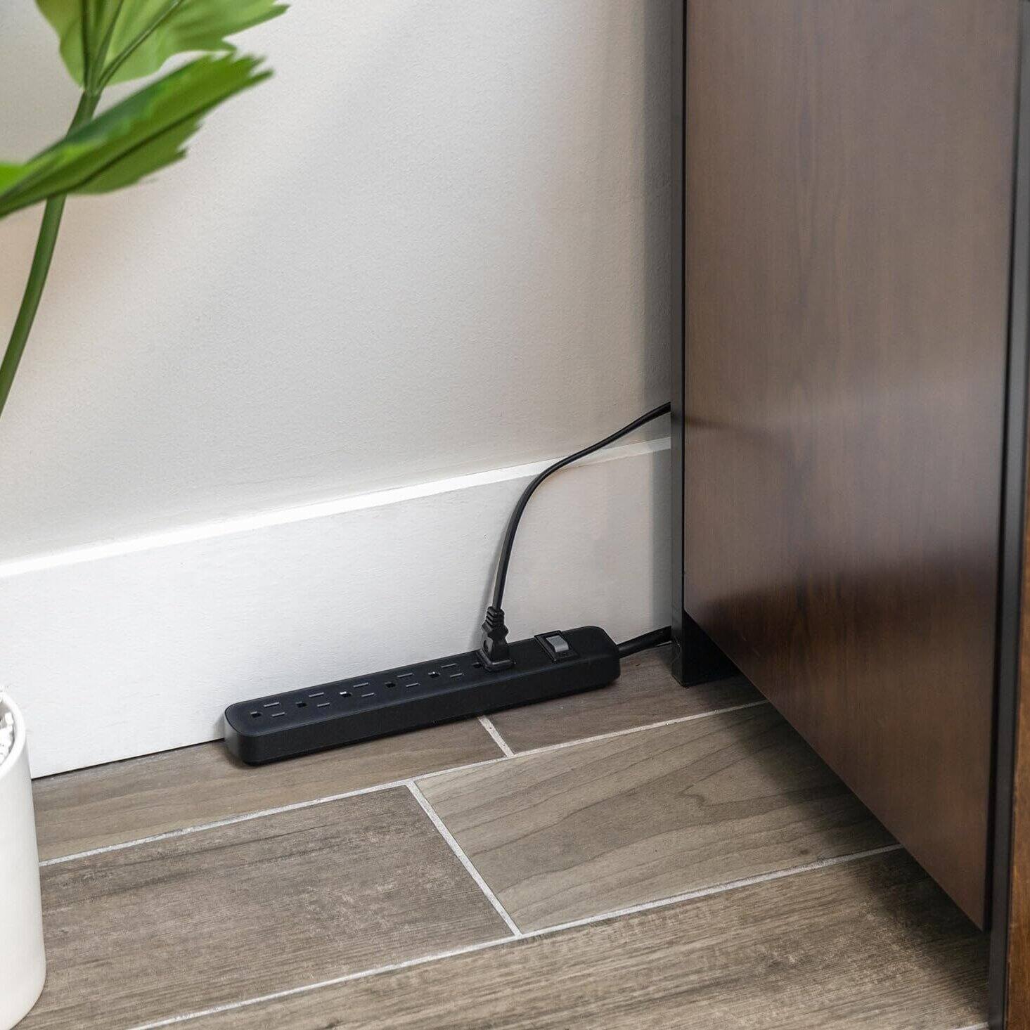 Angle. Dazzed Corner - Power Strip,6-Outlet Surge Protector 2 Pack, 3 Ft Extension Cord - Black.