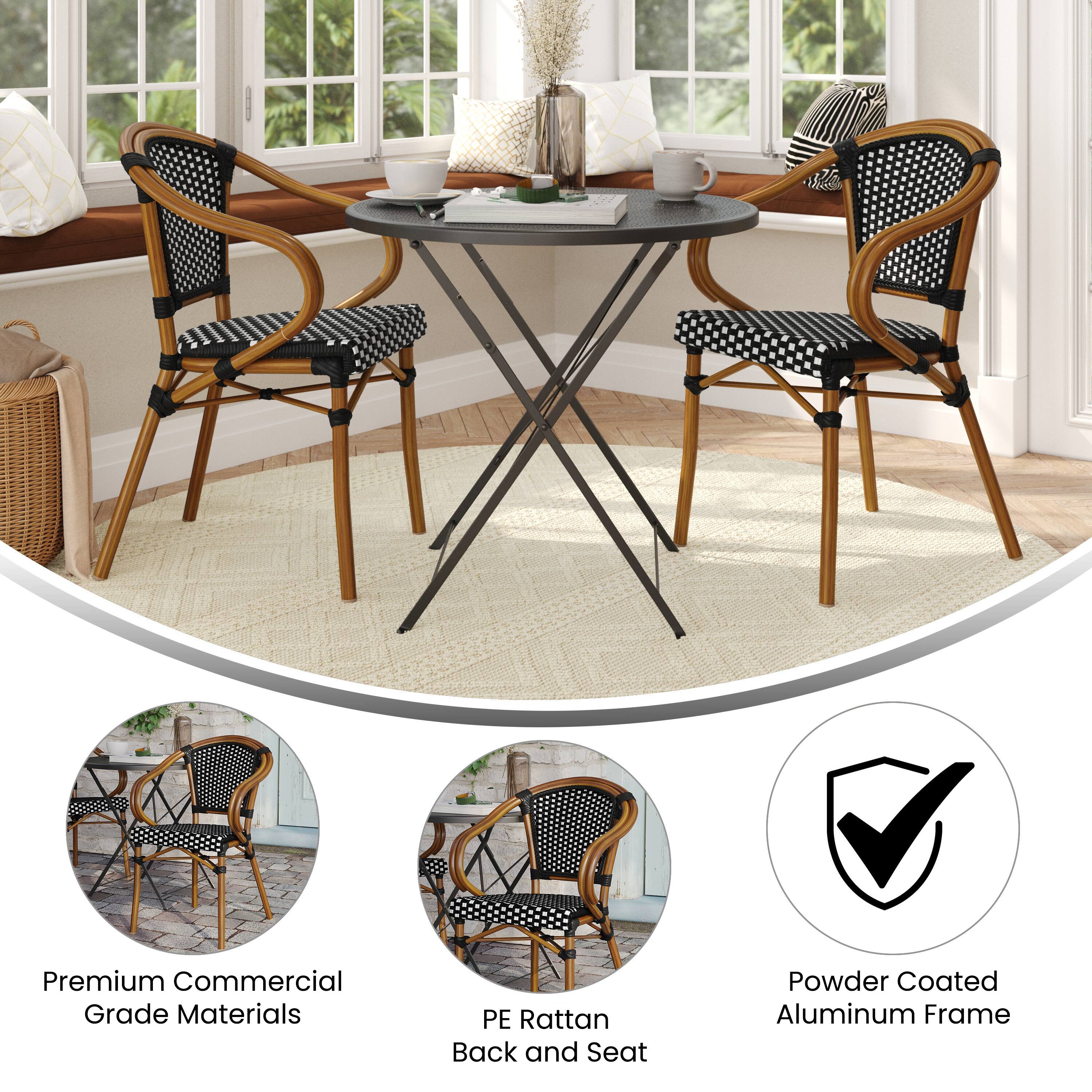Premium Commercial Grade Materials  
PE Rattan Back and Seat  
Powder Coated Aluminum Frame