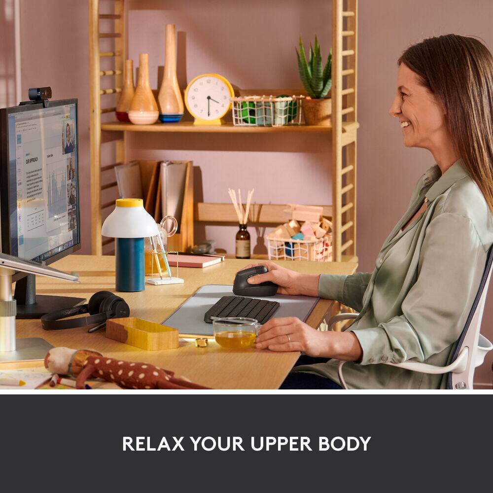 RELAX YOUR UPPER BODY