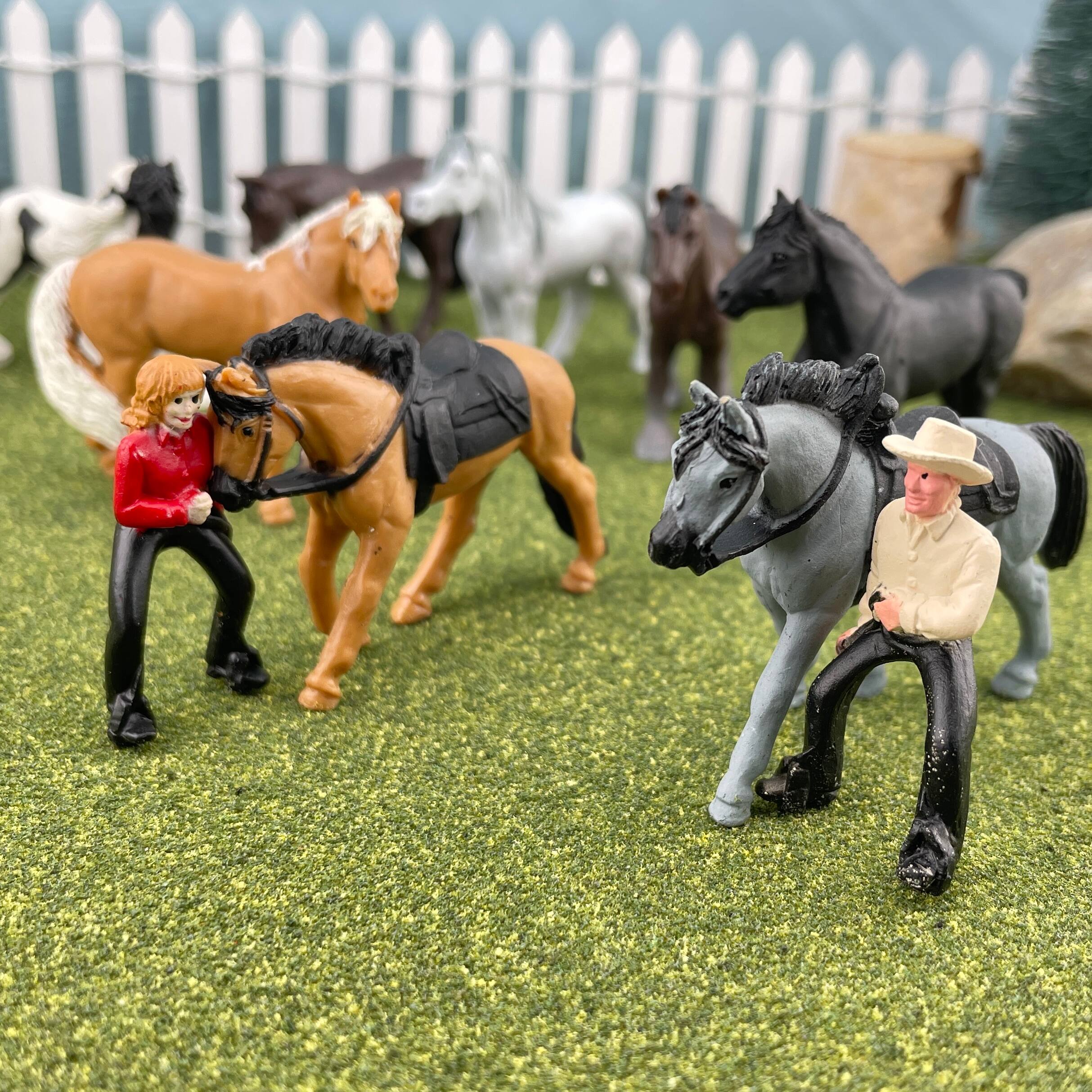 Alt View 3. Safari Ltd. - Horses And Riders Toob Toy.
