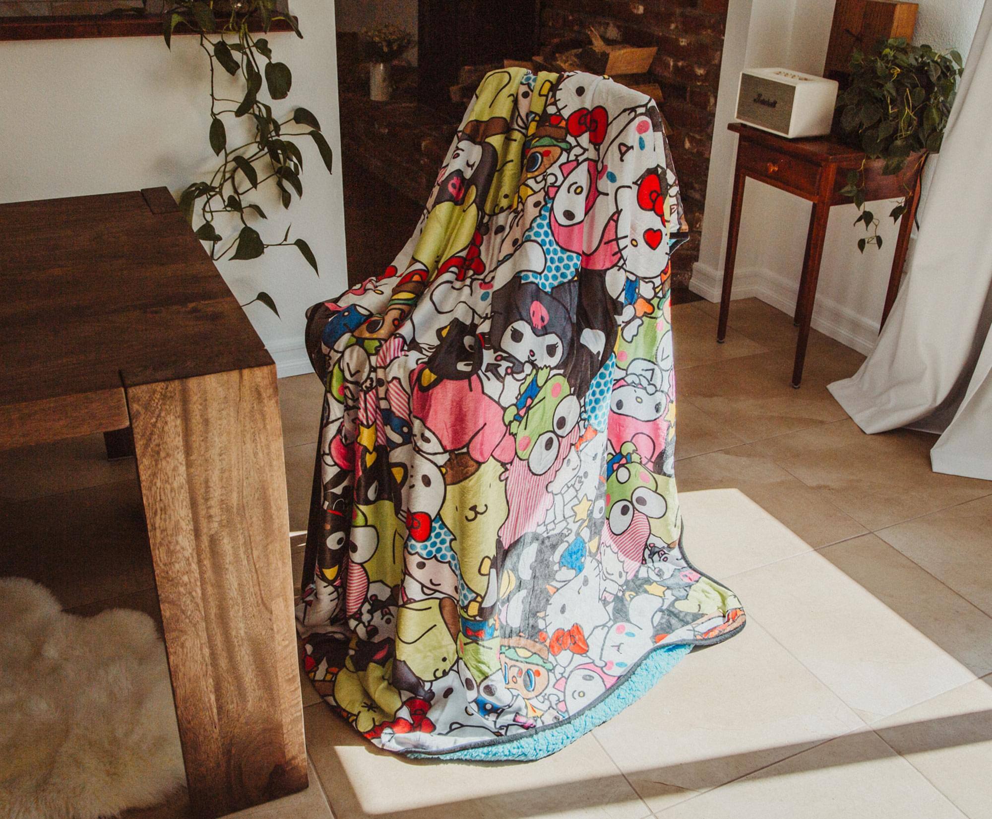 Alt View 5. Surreal Entertainment - Sanrio Hello Kitty And Friends Fleece Throw Blanket | 54 x 72 Inches - Pink.