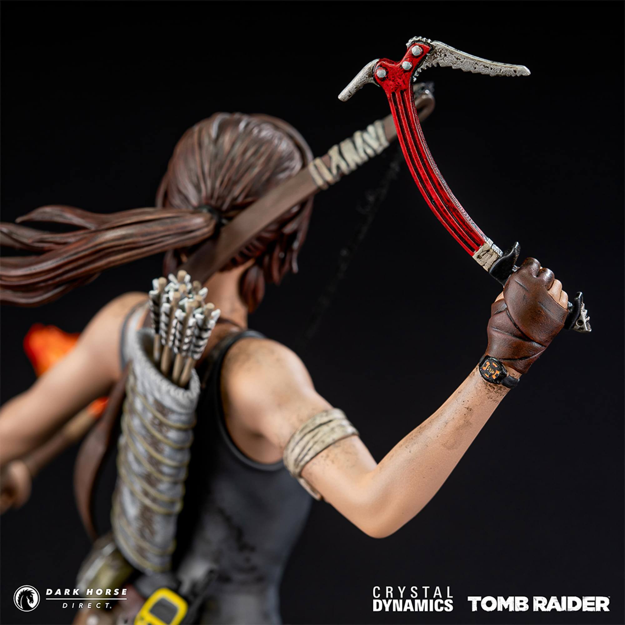 A DARK HORSE DIRECT CRYSTAL DYNAMICS TOMB RAIDER
