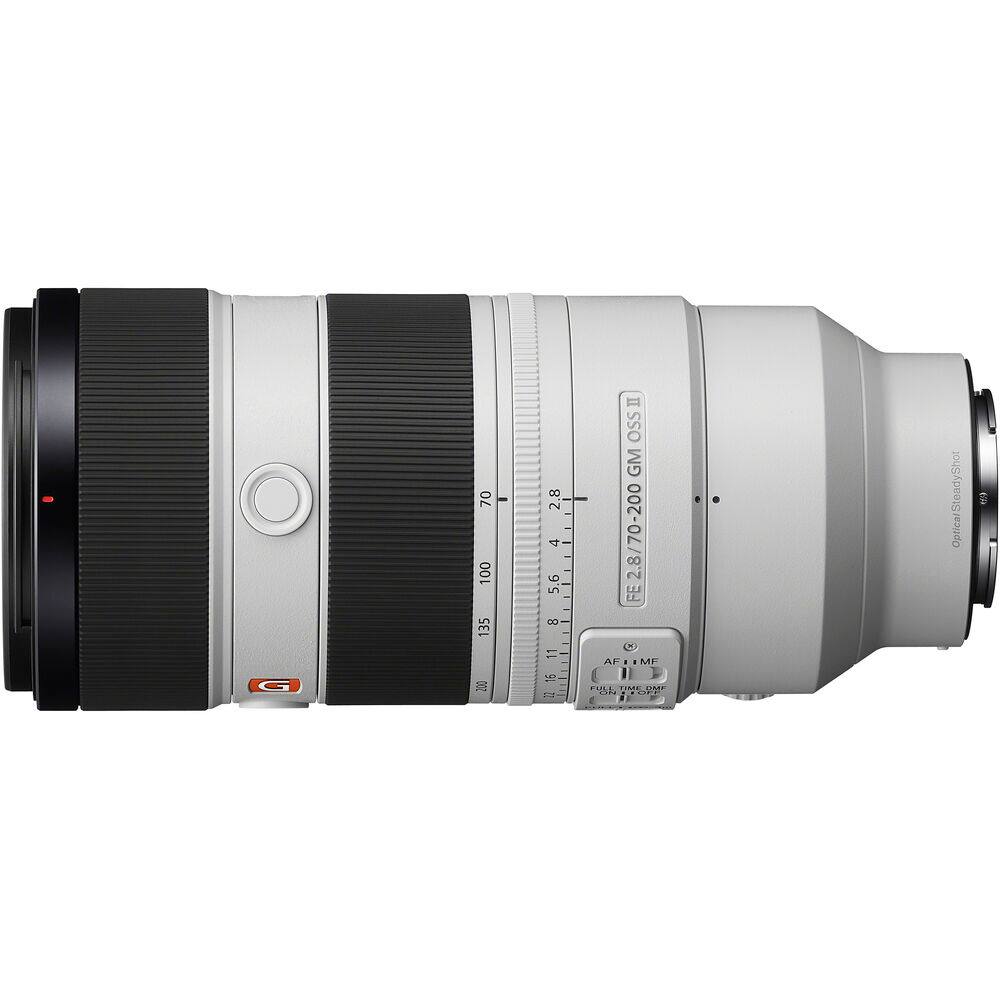 G  
70 100 135 200  
2.8 2 - - 4 - - - 5.6 - - - 8 - - - 11 16 22  
II OSS GM 200 FE 2.8/70-200 x AF MF FULL TIME DIMU ON .. OFF  
Optical SteadyShot