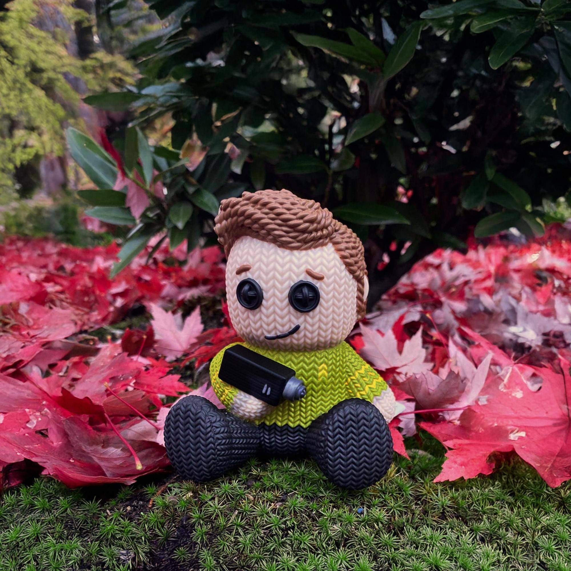 Alt View 3. Crowded Coop - Star Trek Handmade By Robots Vinyl Figure | Kirk - Yellow.