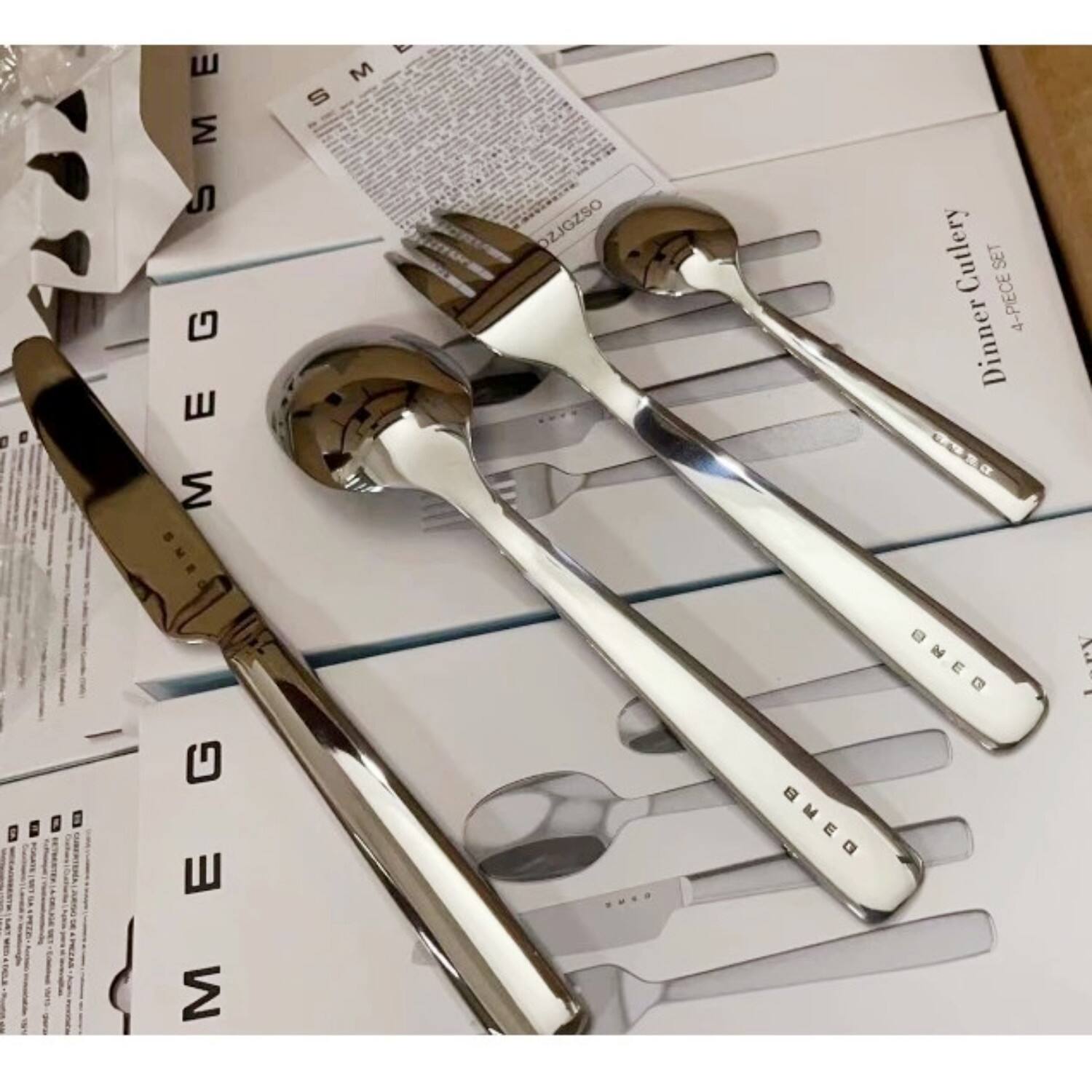 SMEG Stainless Steel Dinner Cutlery 4 Piece Set Silver SMEGCANJU01