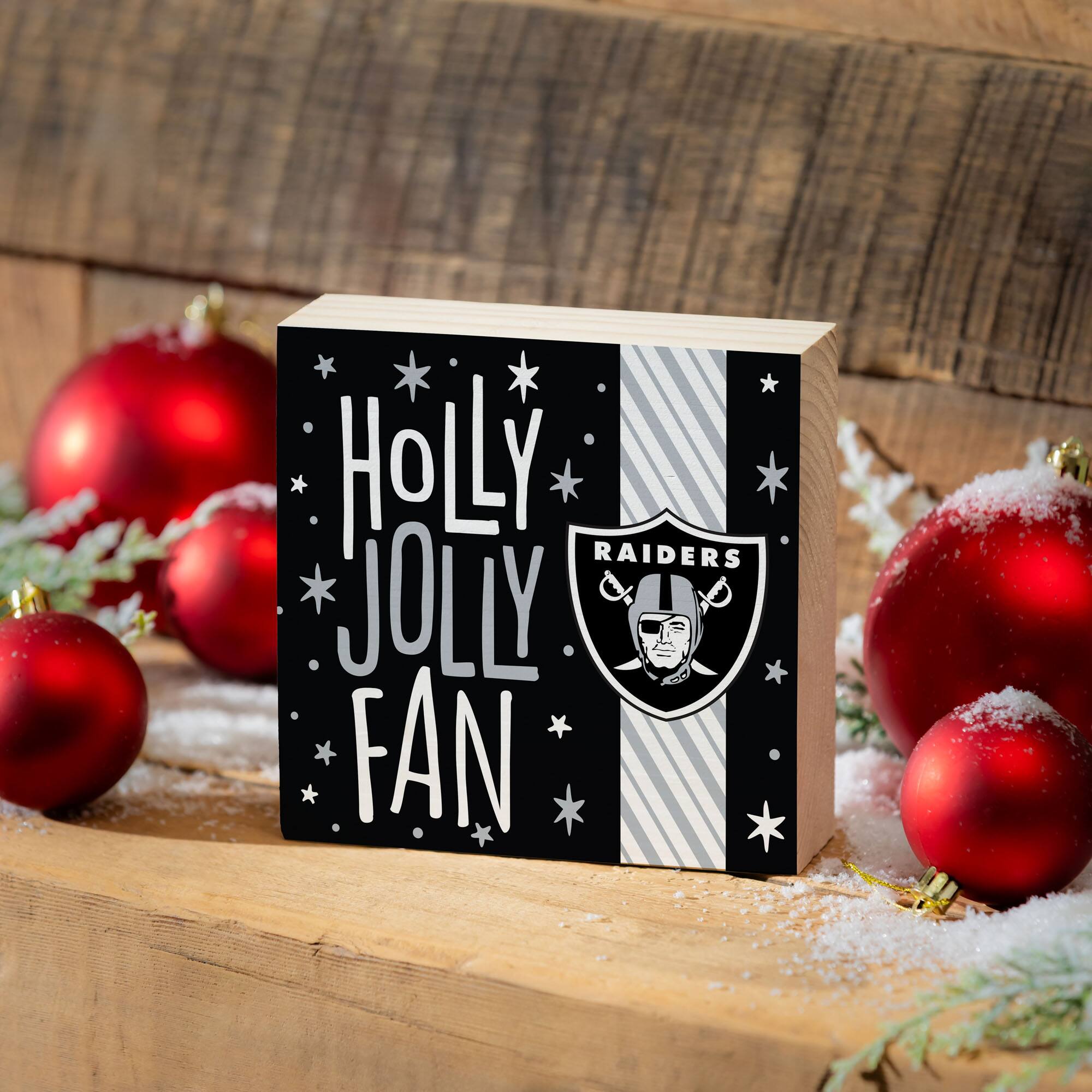 HOLLY JOLLY FAN  
RAIDERS