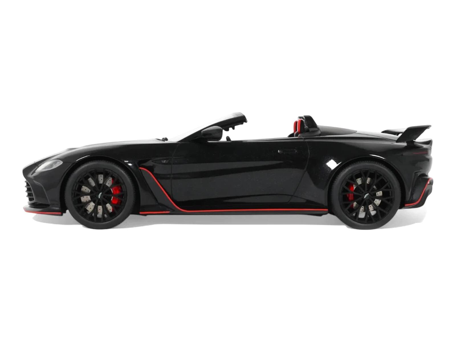 Alt View 3. GT Spirit - 2023 Aston Martin V12 Vantage Roadster Onyx Black 1/18 Model Car by GT Spirit.