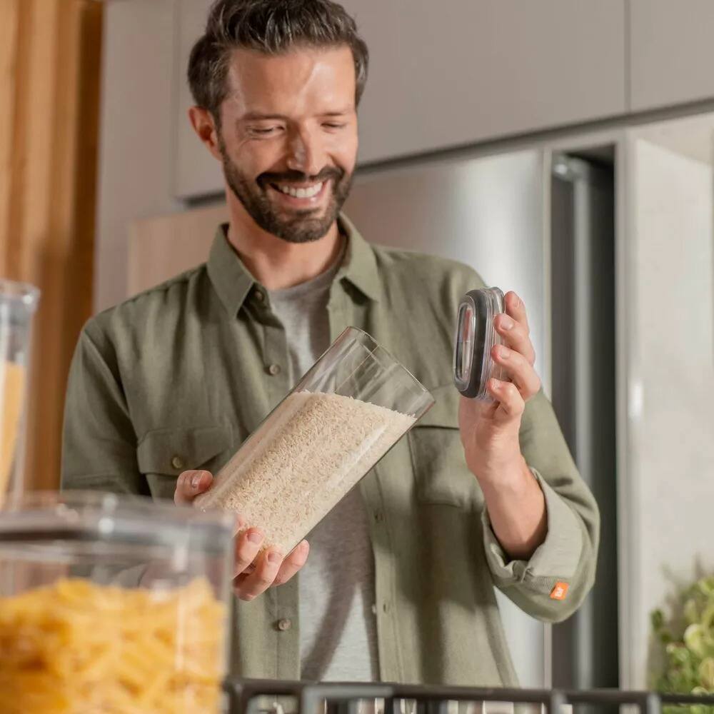 Angle. OU - OU Airtight Food Storage Container 24pc (set of 12) Leak Proof Plastic Storage Container - Clear.