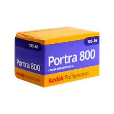 Kodak Professional
Portra 800
COLOR NEGATIVE FILM
135-36