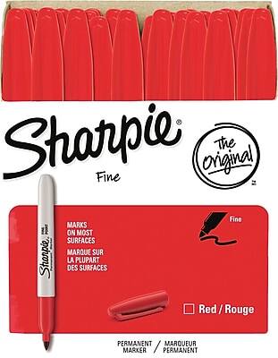 Sharpie Fine  
The Original  

MARKS ON MOST SURFACES  
MARQUE SUR LA PLUPART DES SURFACES  

PERMANENT MARKER  
MARQUEUR PERMANENT  

Red / Rouge