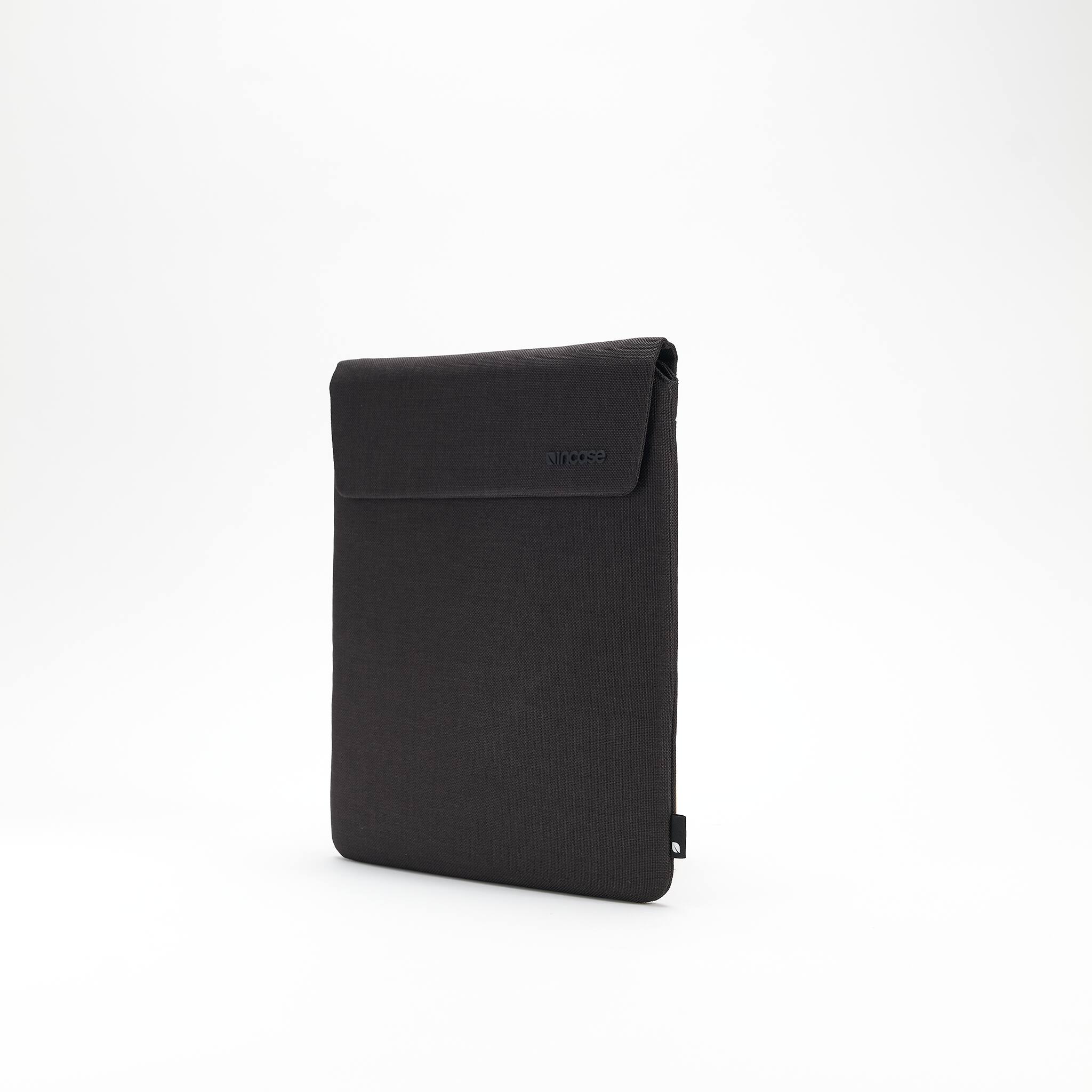 Incase Crosstown Sleeve for 11 inch Tablet Black INMB100753-BLK
