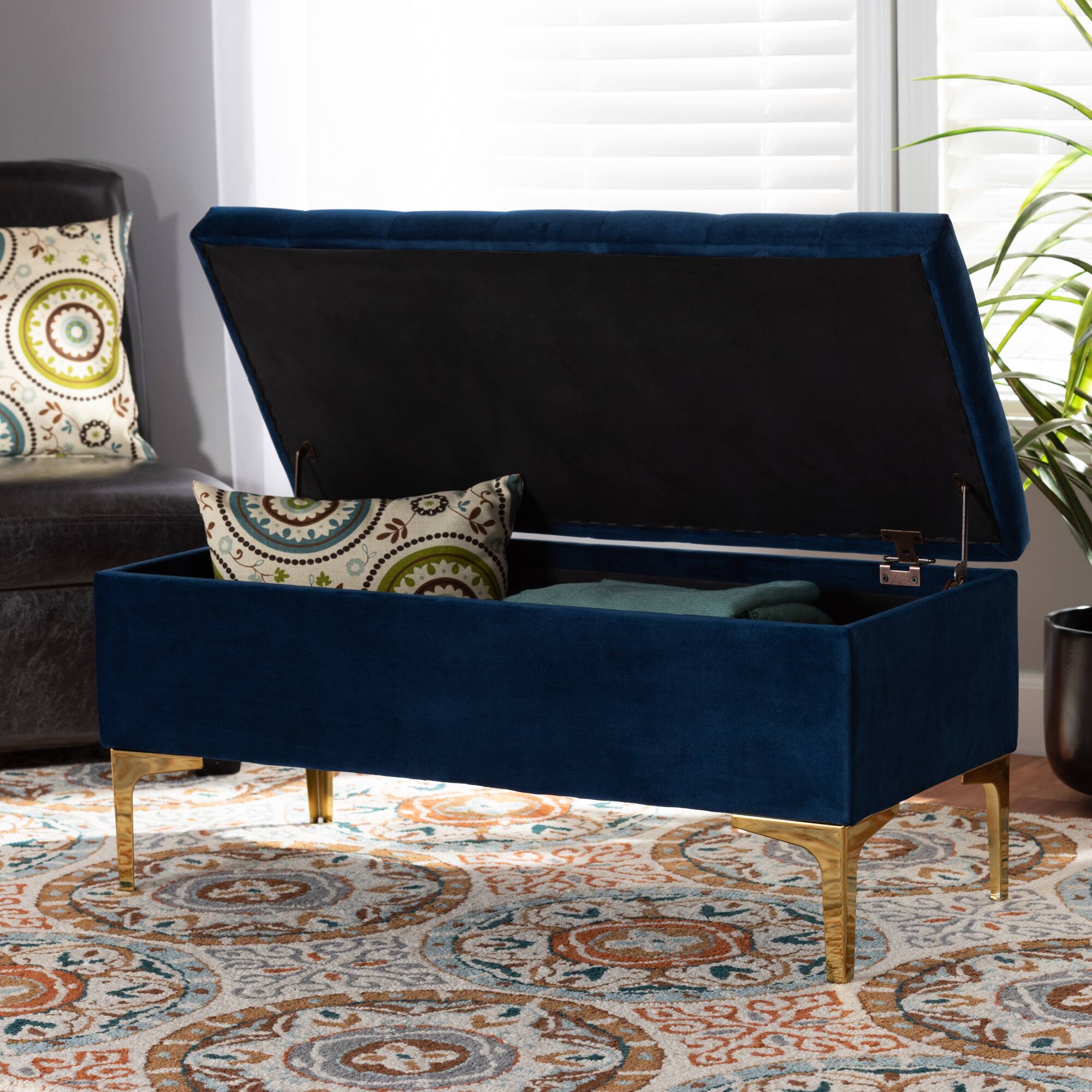 Alt View 5. Baxton Studio - Valere Glam and Luxe Velvet Fabric Upholstered Gold Finished Button Tufted Storage Ottoman - Navy Blue/Gold.