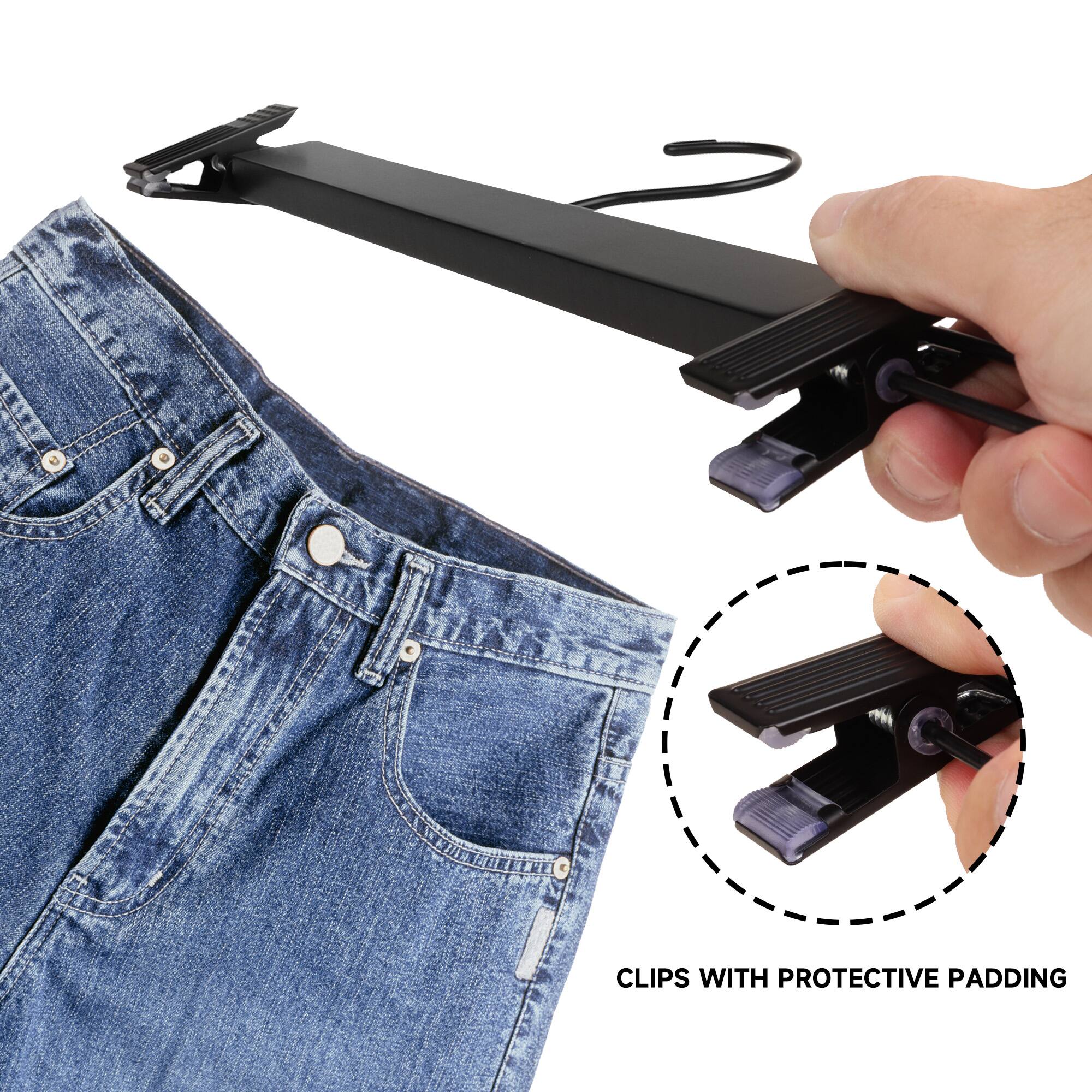 CLIPS WITH PROTECTIVE PADDING
