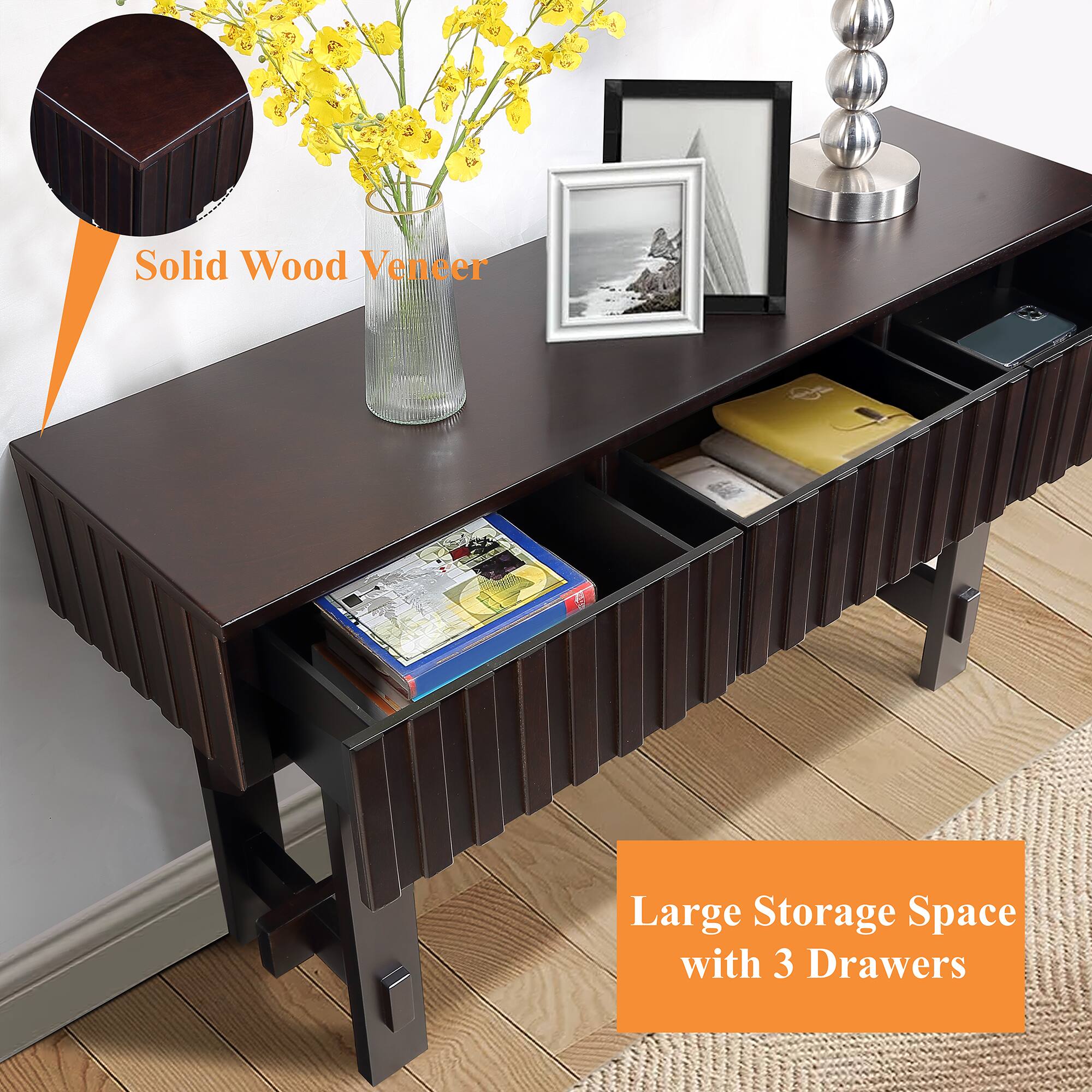 Solid Wood Veneer  
Large Storage Space with 3 Drawers