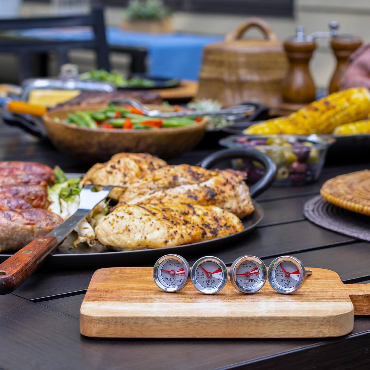 PE N POULTRY Fdia B -+ .. -  STEAK SAr Ng-  POULTRY   A s a Ti DTEAK i 1

Corrected text:
PE N POULTRY Fdia B -+ .. -  STEAK SAr Ng-  POULTRY   A s a Ti DTEAK i 1