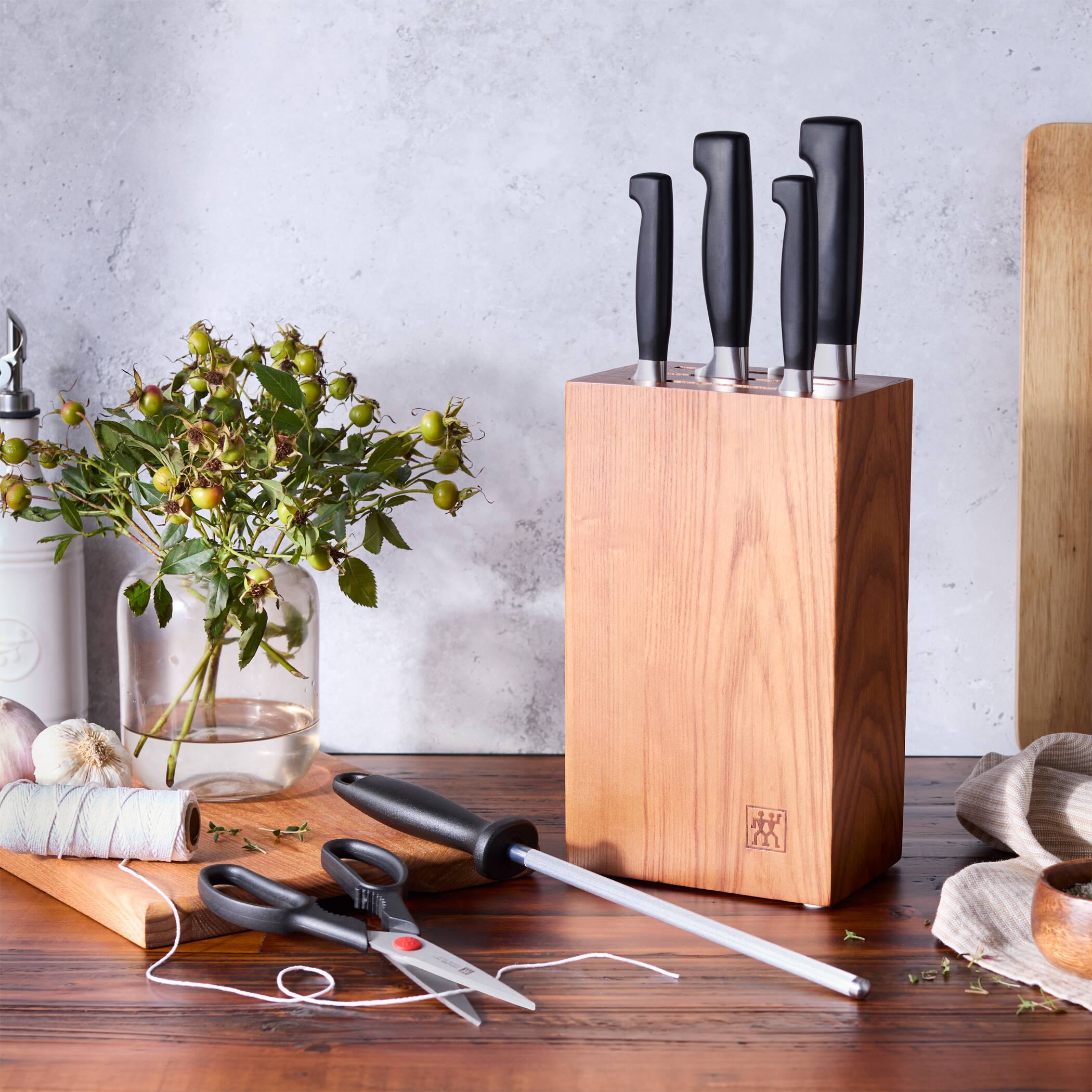 Alt View 1. ZWILLING - ZWILLING Four Star 7-pc Knife Block set - Ash - Ash.