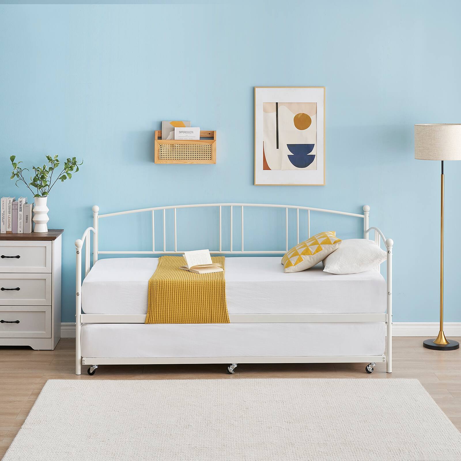 The text on the image is:

"ATURNLN | : i LEADING MS | i"