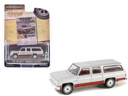1981 Chevrolet Suburban "Vintage Ad Cars" Series 10 1/64 Diecast Model Car by Greenlight - Silver Metallic And Red