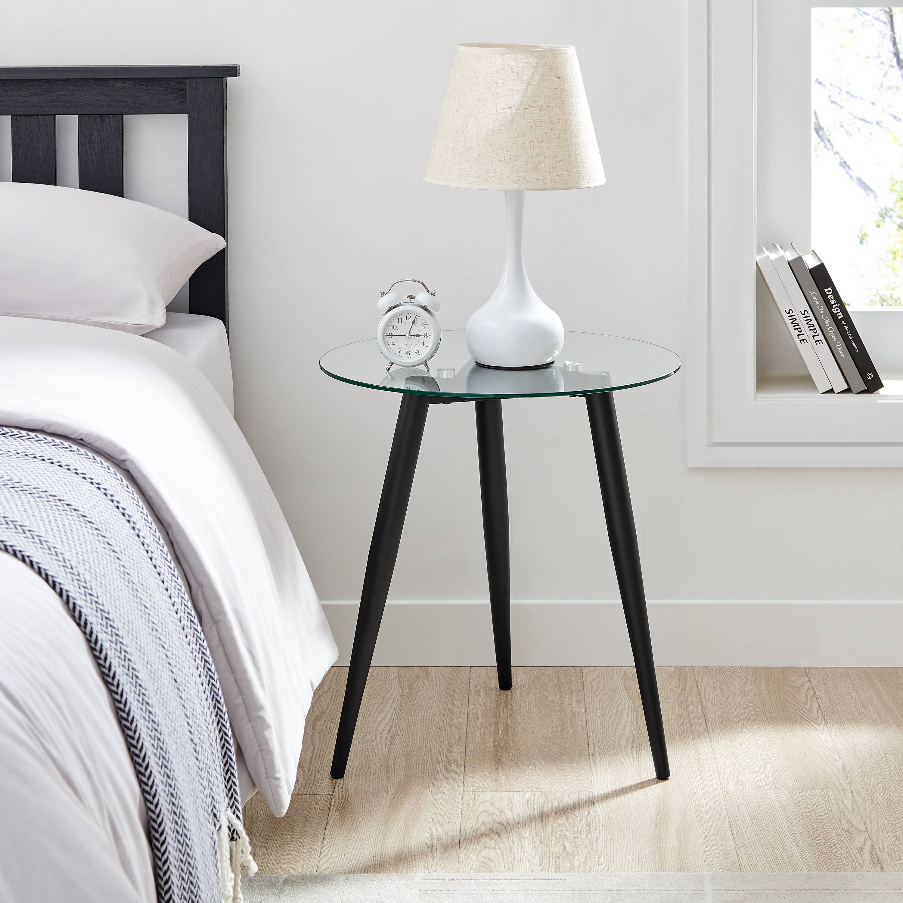 - 1
- . 1 .
- + -
- 5 -
- . P Design SIMPLE SIMPLE e i