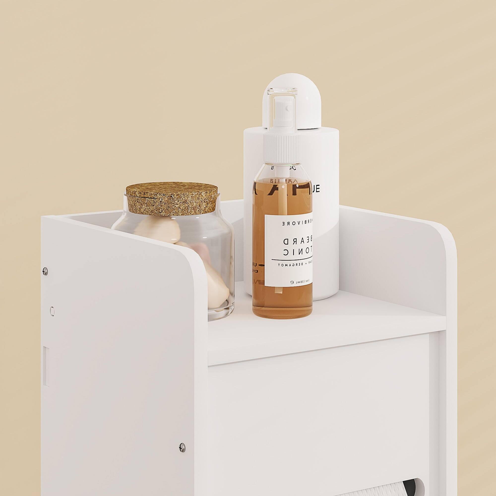 Sure, here is the corrected and grouped text from the image:

**Top Shelf:**
- BILLIE JE
- TOMADRESI
- 9 JUNETTI

**Middle Shelf:**
- BILLIE JE
- TOMADRESI
- 9 JUNETTI

**Bottom Shelf:**
- (No visible text)

**Additional Text:**
- 5 DN RL O I A F JE U
- ERBIVORE EARD TONIC N BERGAMOS VE
- JENIT