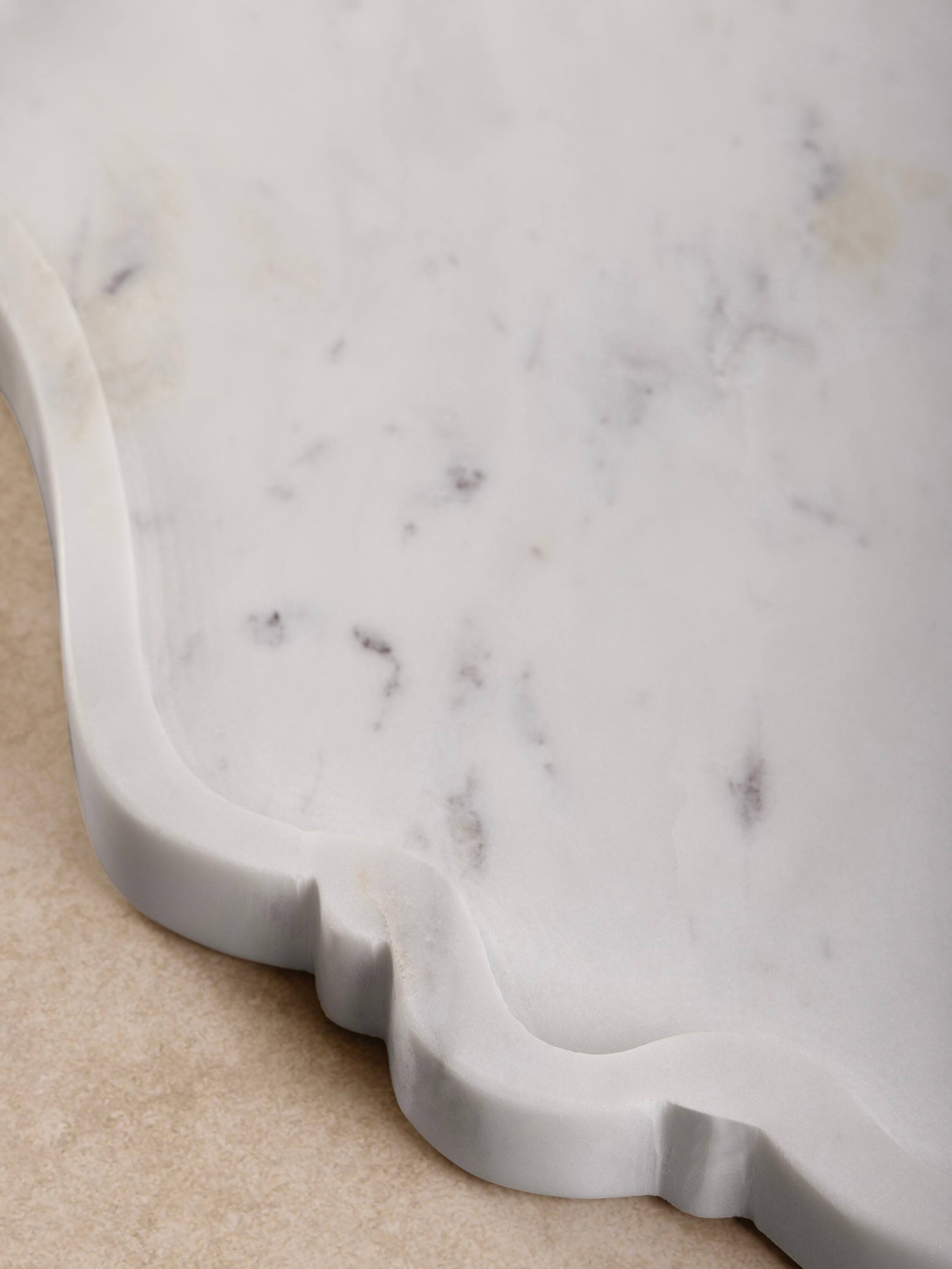 Back. GAURI KOHLI - Cascade Marble Tray - Shades of white.