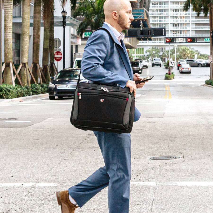 - LA
- L DO NOT ENTER 1