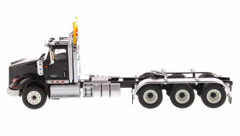 Alt View 2. Diecast Masters - International HX620 Day Cab Tridem Tractor Black 1/50 Diecast Model by Diecast Masters.