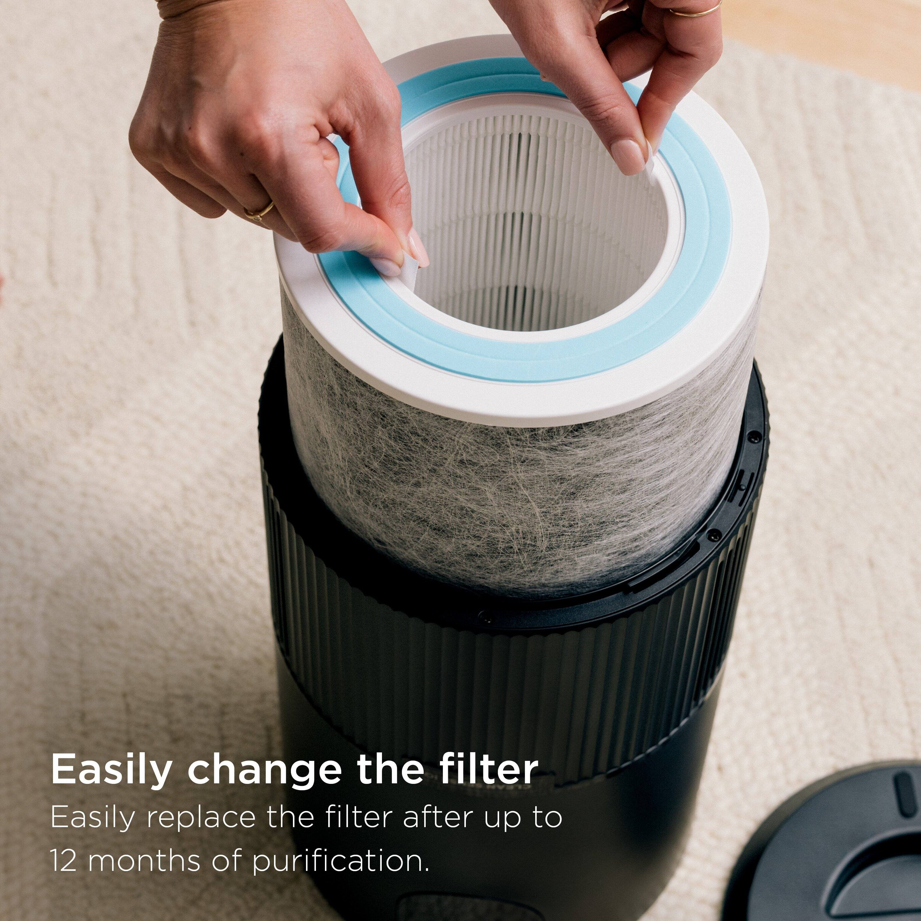 Easily change the filter.  
Easily replace the filter after up to 12 months of purification.