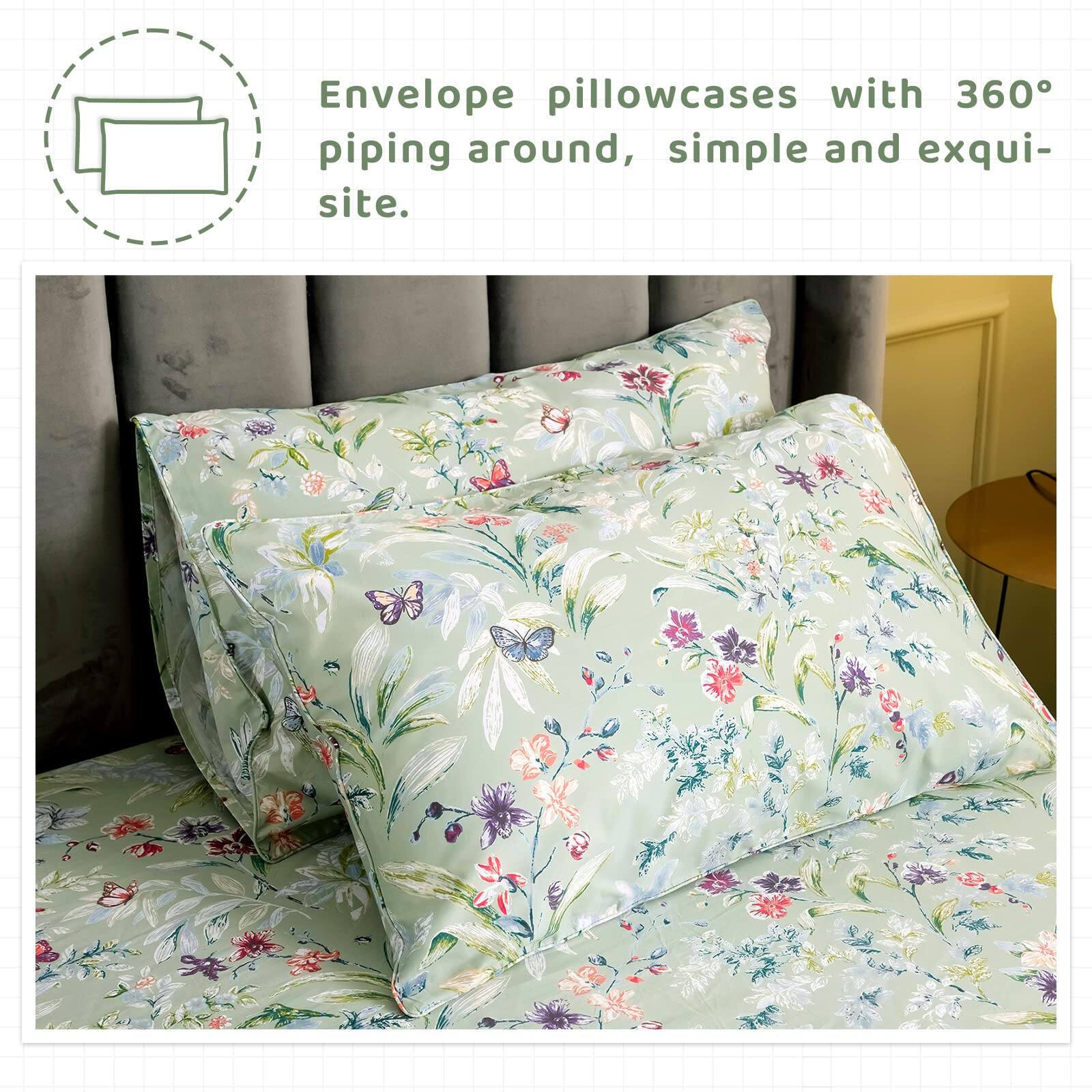 Envelope pillowcases with 360° piping around, simple and exquisite.