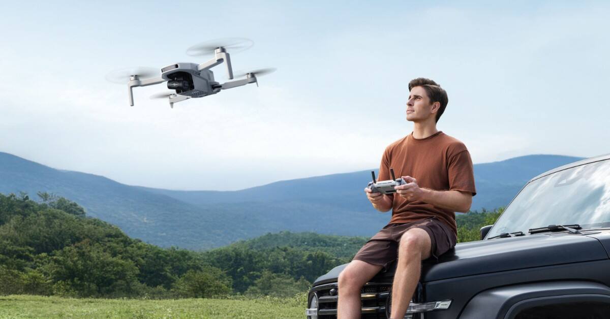 Alt View 10. Potensic - ATOM 2 Standard Drone Kit with Remote Controller PTD 1 - Grey.