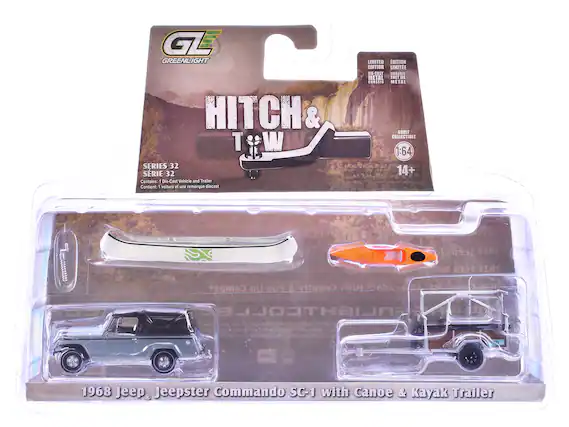 **GL GREENLIGHT**
**HITCH & TOW**
**SERIES 32**
Contains: 1 Die-Cast Vehicle and Trailer
Contient: 1 voiture et une remorque diecast
**LIMITED EDITION**
ÉDITION LIMITEE
DIE-CAST METAL CHASSIS
MÉTAL DIE-CAST CHASSIS
**ADULT COLLECTIBLE**
1:64
14+
**1968 Jeep, Jeepster Commando SC-1 with Canoe & Kayak Trailer**