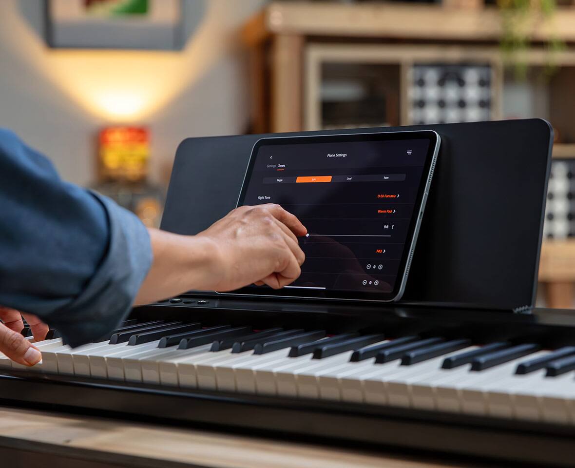 Piano Settings

- Start
- Stop
- Tempo

- D.S. al Coda
- D.C. al Fine
- D.C. al Segno

- Articulation
- Pedal
- Metronome

- Page 1