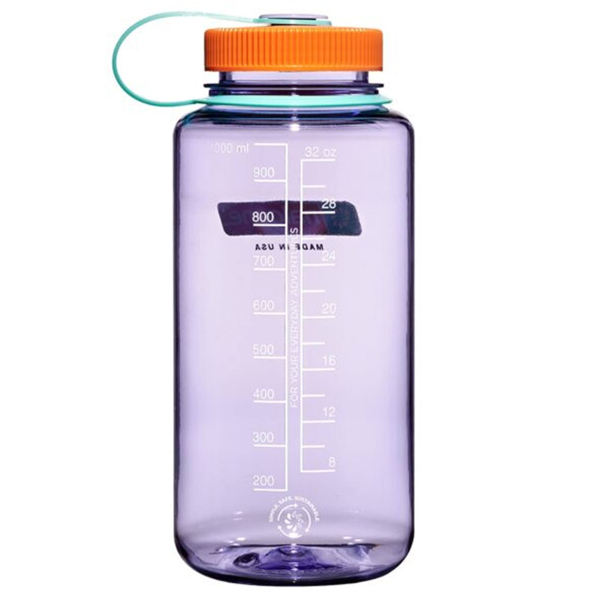 Sure, here is the corrected and grouped text from the image:

- 1000 ml
- 32 oz
- 28
- 900
- 24
- 800
- 20
- 700
- 16
- 600
- 12
- 500
- 8
- 400
- 300
- 200
- A2U W11 GAM
- MADE IN USA
- EVERYDAY FOR YOUR ADVENTURE