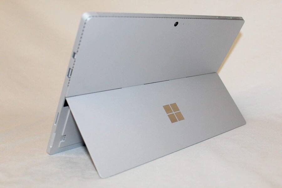 Microsoft Refurbished Excellent Surface Pro 4 Intel Core i5 Microsoft Refurbished Excellent Surface Pro 4 Intel Core i5