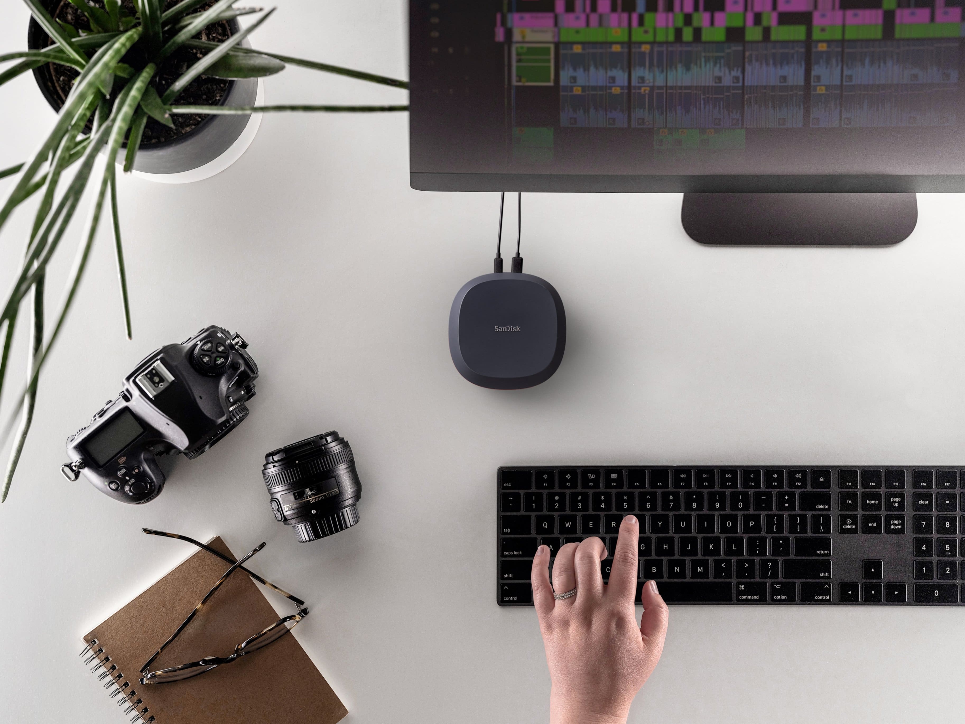 SANDISK 4TB Desk Drive USB Type C Desktop External SSD Black