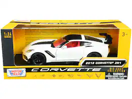 2019 Chevrolet Corvette C7 ZR1 White and Black with Red Interior "History of Corvette" Series 1/24 Model Car by Motormax