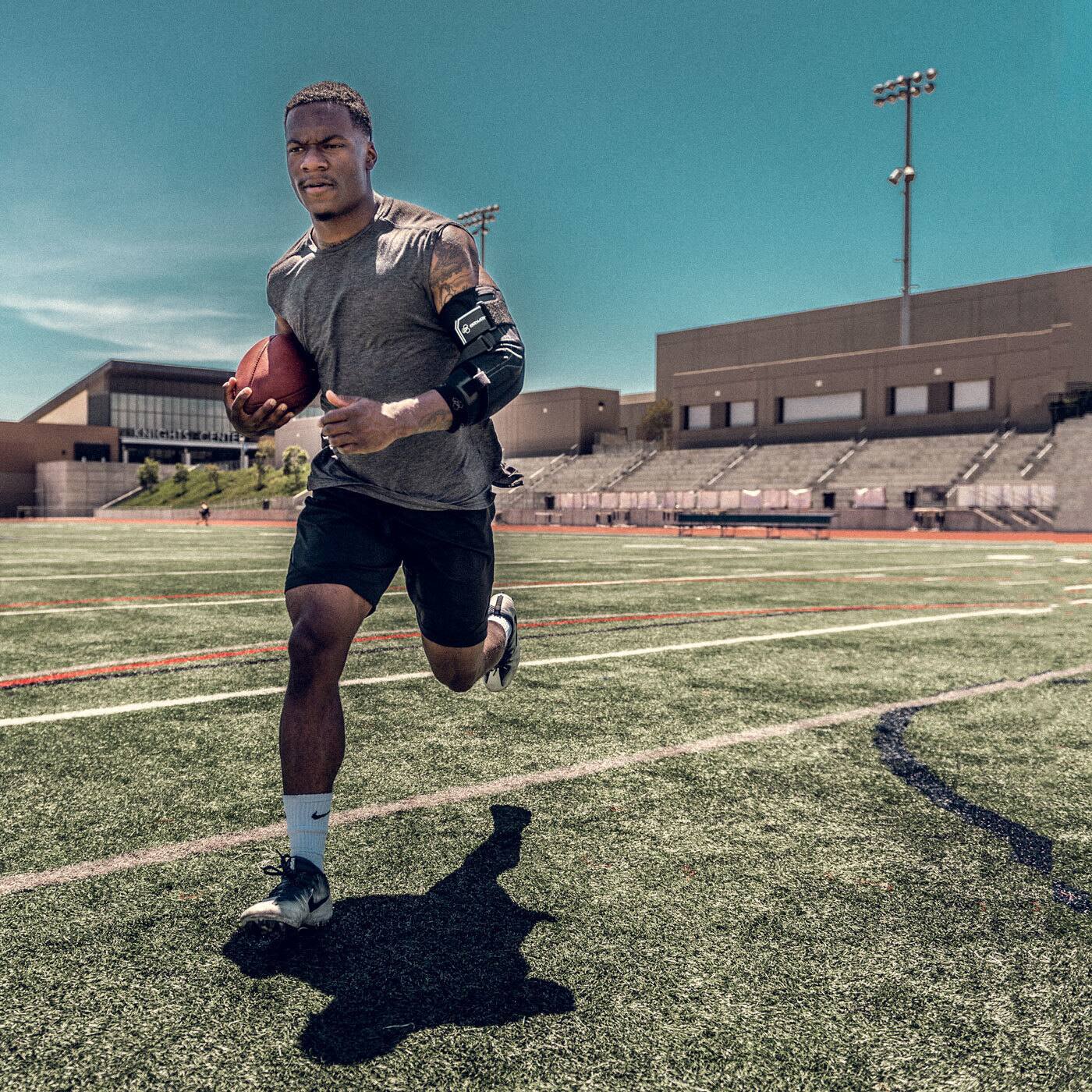 Back. DonJoy - DonJoy Performance Bionic Elbow Brace II (Medium) - Black.