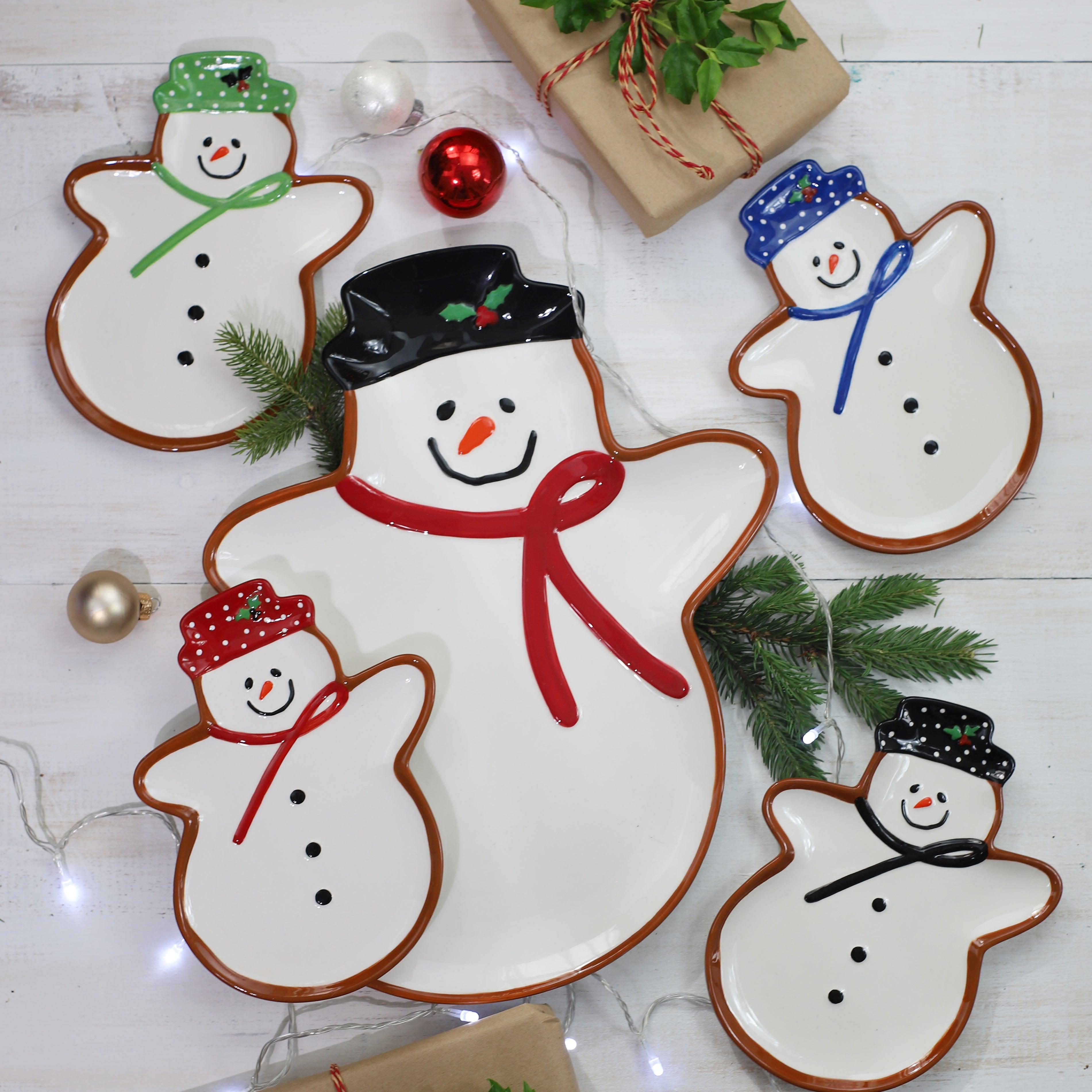 Left. Euro Ceramica Home - Winterfest Snowman Plates, Set of 4 - Pattern.