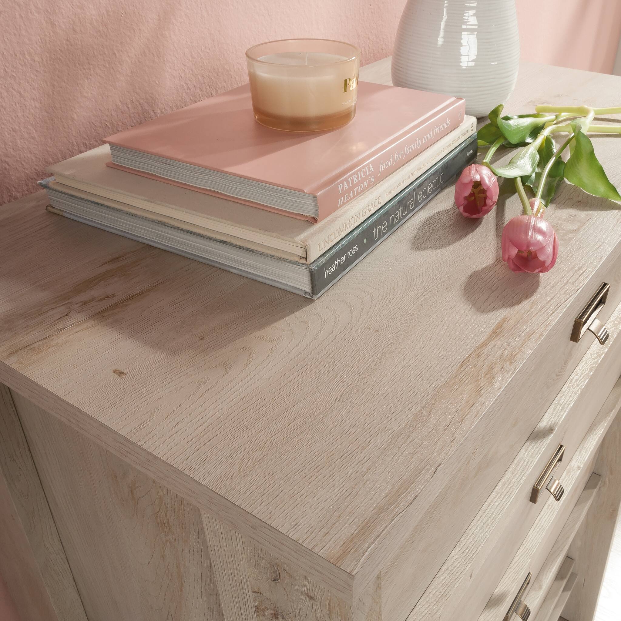 To and from: Patricia Heaton's "Food for Family and Friends"  
UNCOMMON GRACE  
the natural eclectic