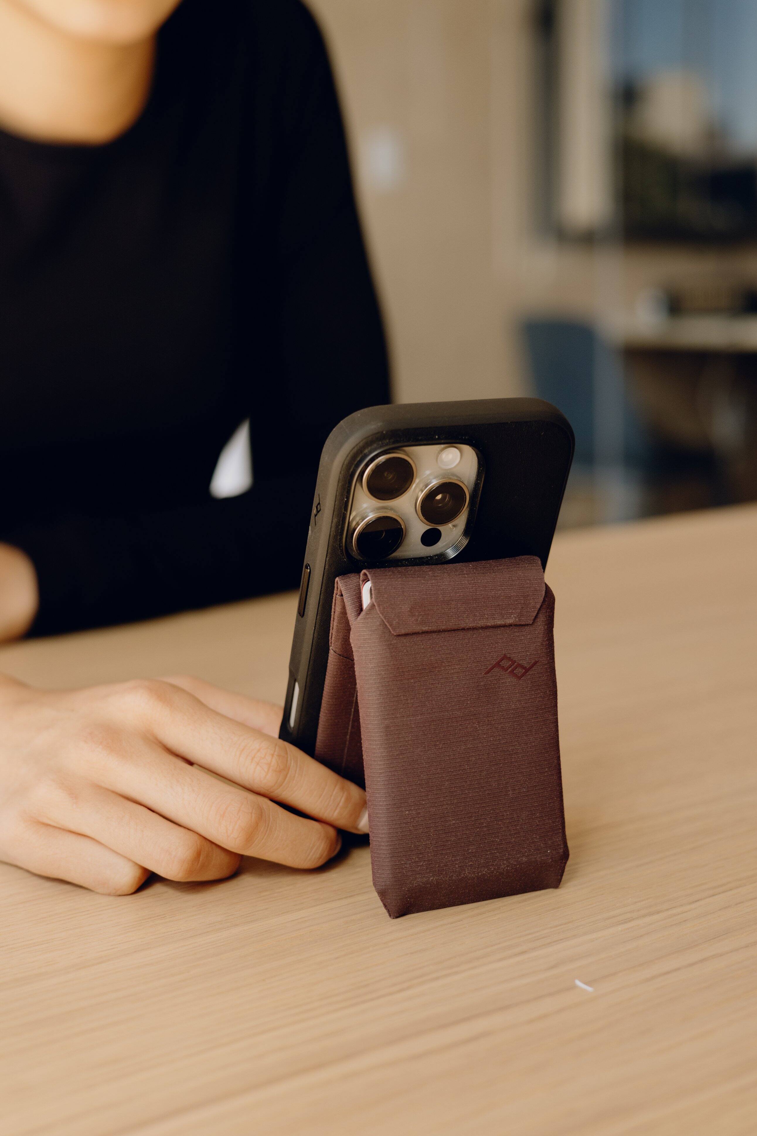 Alt View 5. Peak Design - Everyday Fabric Case for iPhone 16 Pro Max - Black.