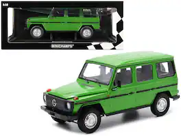 Minichamps - 1980 Mercedes-Benz G-Model (LWB) Stripes Limited Edition to 402 pieces Worldwide 1/18 Diecast Model Car - Green with Black