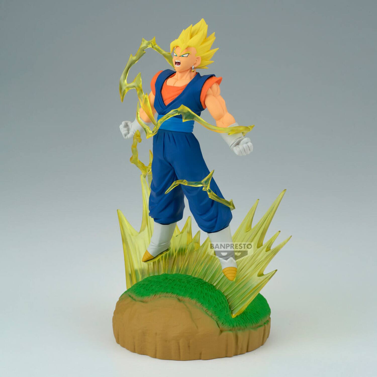 Alt View 3. PopMarket - banpresto Dragon Ball Z History Box Vegito Statue   - COLLECTIBLES - Multicolor.