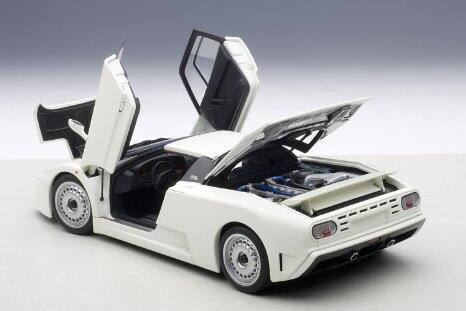 Alt View 2. Autoart - Bugatti EB110 GT White 1/18 Diecast Model Car by Autoart.