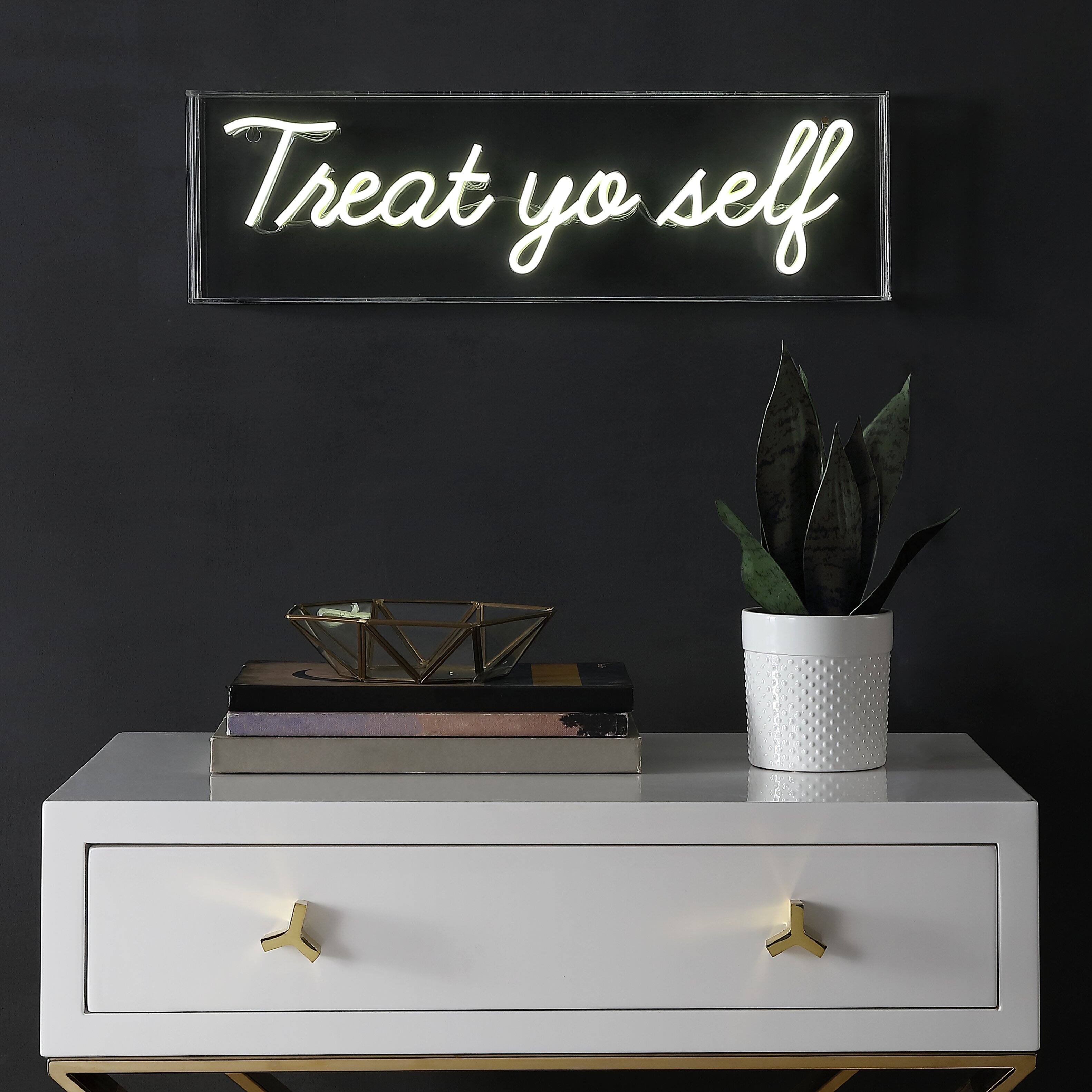 Treat yo self