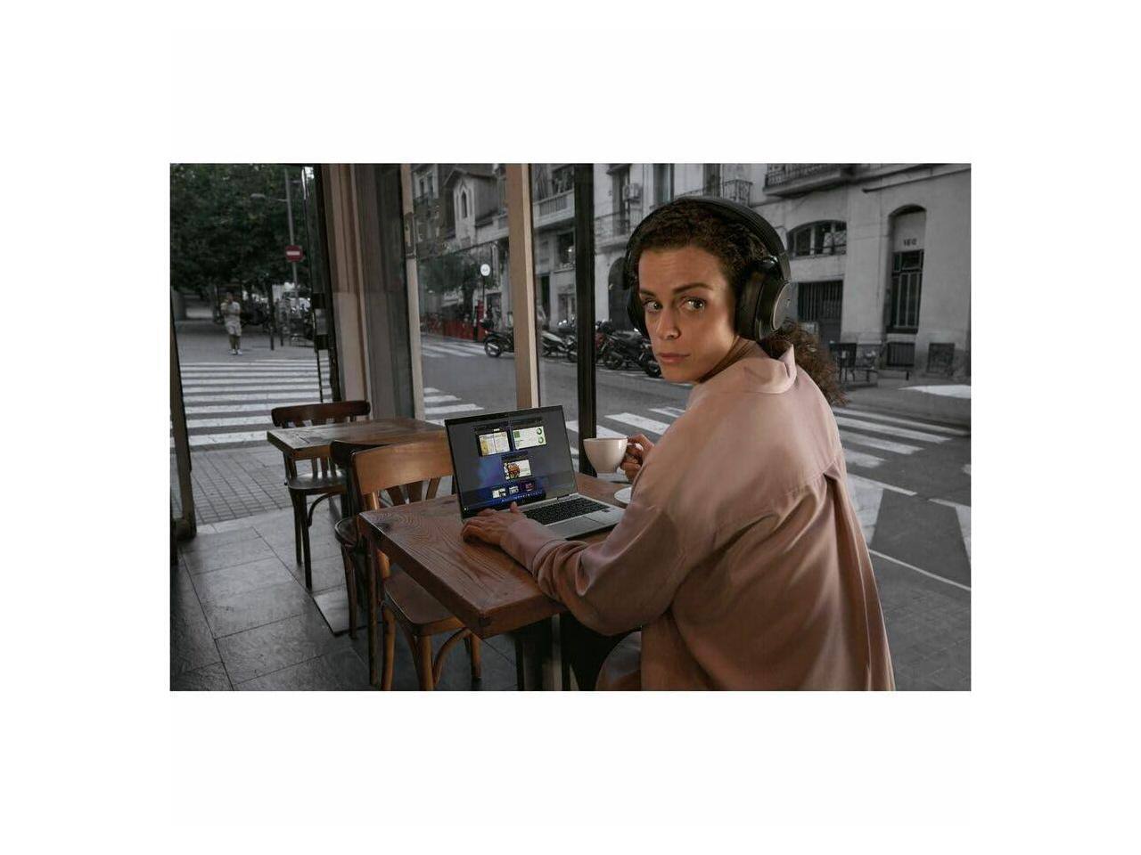 Alt View 10. HP - HP EliteBook 6 G1i 14" Touchscreen Notebook - WUXGA - Intel Core Ultra 7 265U - vPro Technology - 16 GB - 512 GB PCIe - Gray.