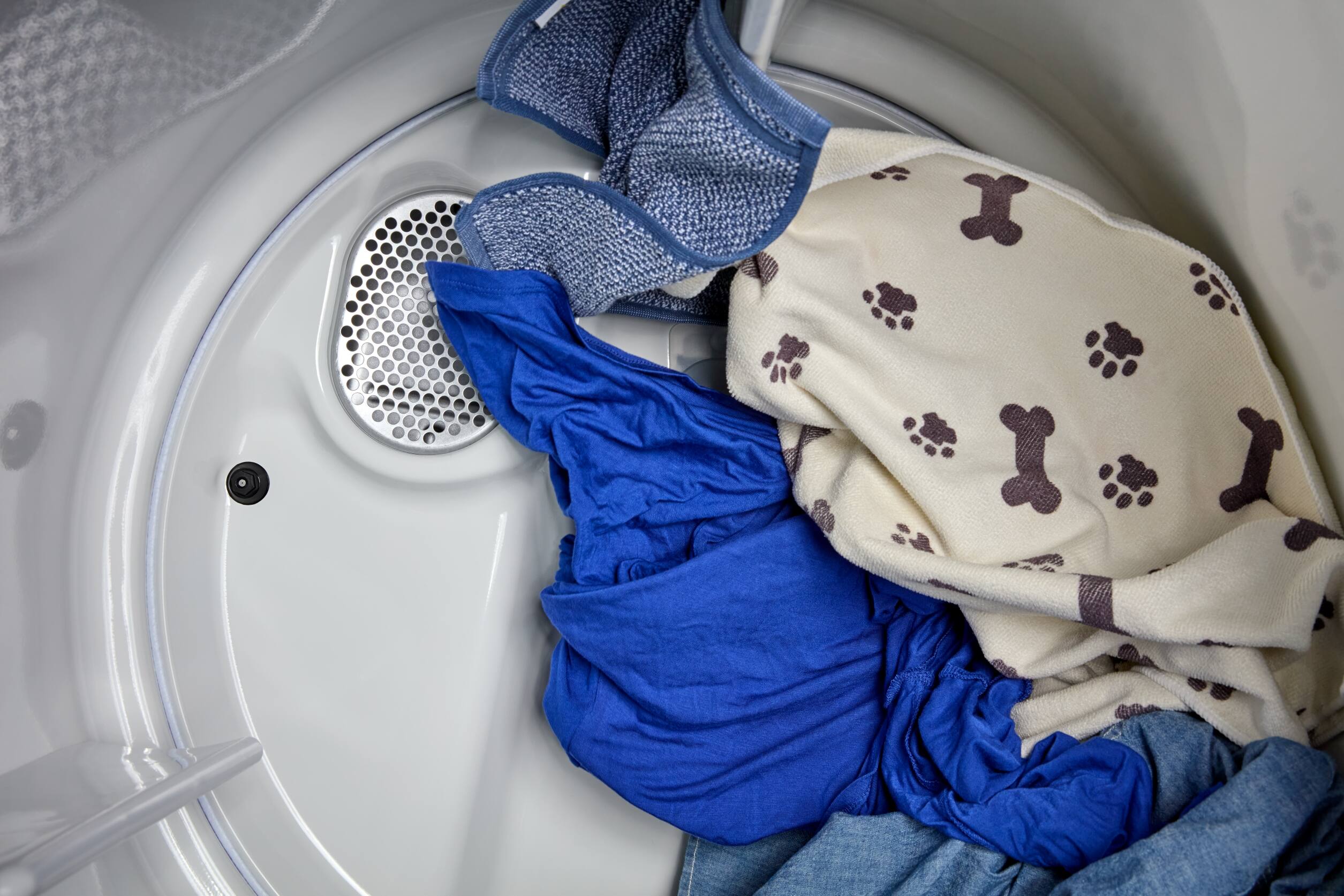 Alt View 4. Maytag - 7.0 Cu. Ft. Electric Dryer with Extra Power and Pet Pro Option - White.