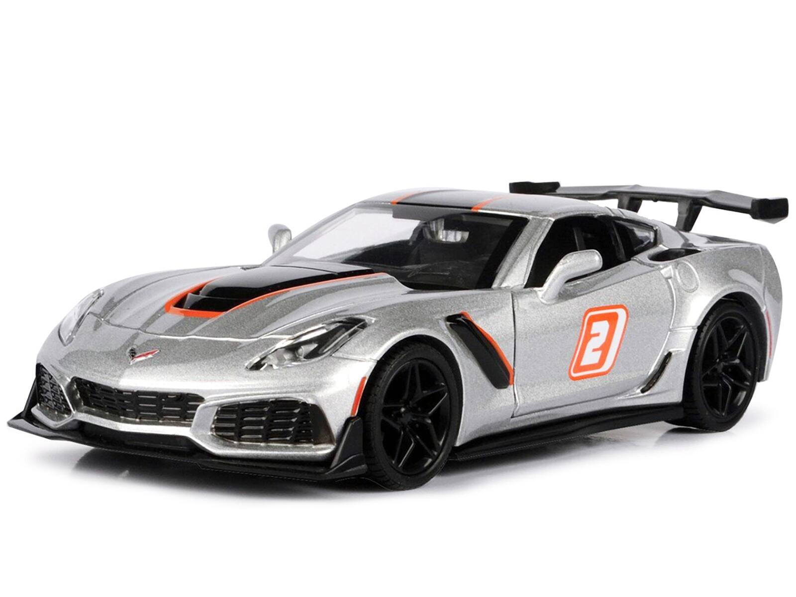 Alt View 1. Motormax - 2019 Chevrolet Corvette ZR1 #2 Silver with Black and Orange Stripes "GT Racing" Series 1/24 Model Car by Motormax.