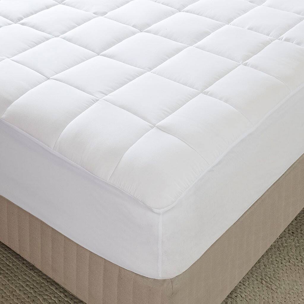 Alt View 3. Gracie Mills - Gracie Mills Barr Classic Box Quilted 3M Microfiber Mattress Pad - White.