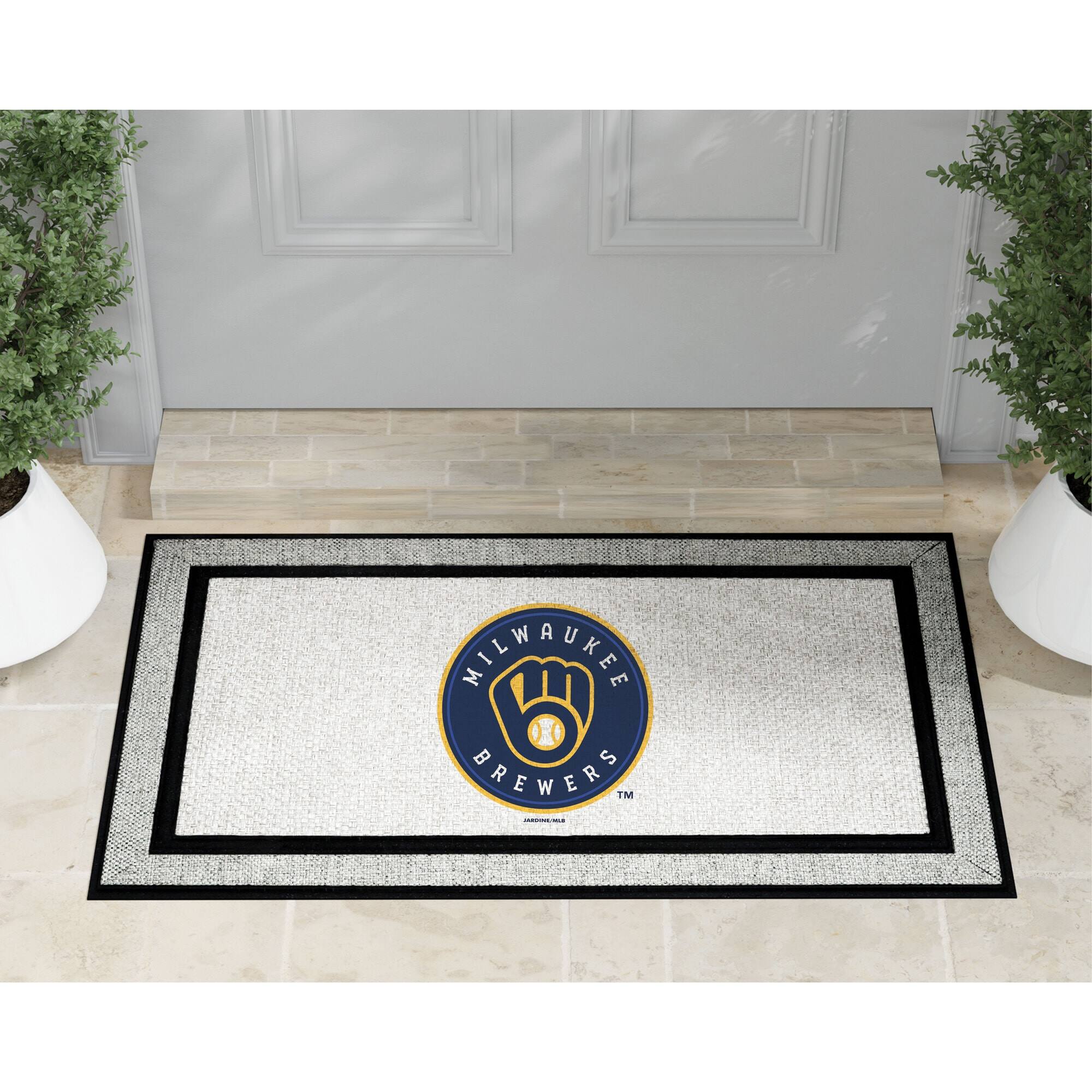 MILWAUKEE BREWERS