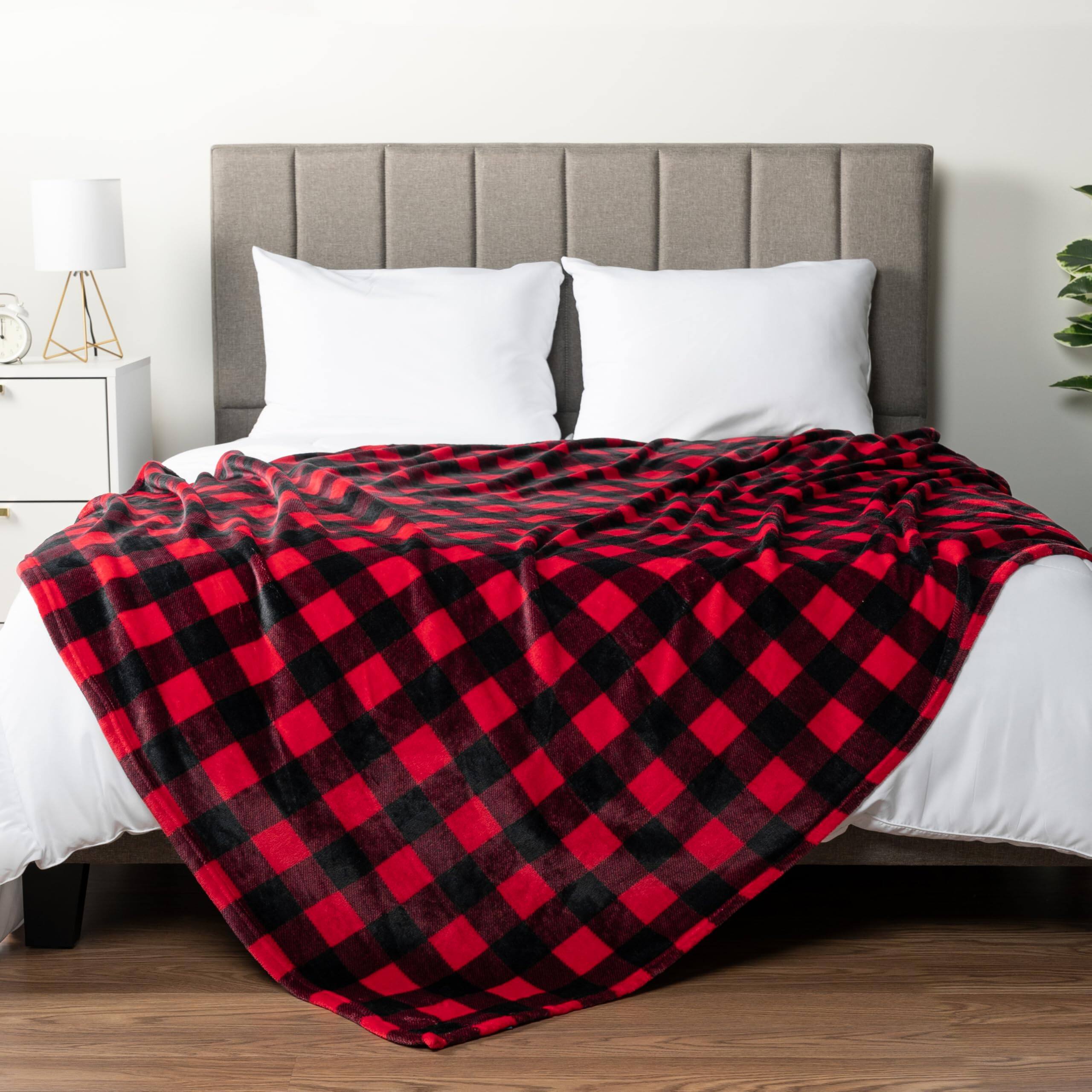 Plaid Red/Black 90 x 108 Inches - King